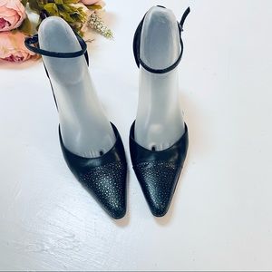 Maxstudio  shoes black size 8.5 M